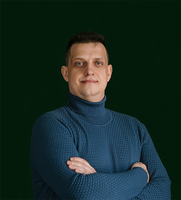 Sergey Neledva: Expert in IT, AI, Marketing & Brand Management, Marketplaces